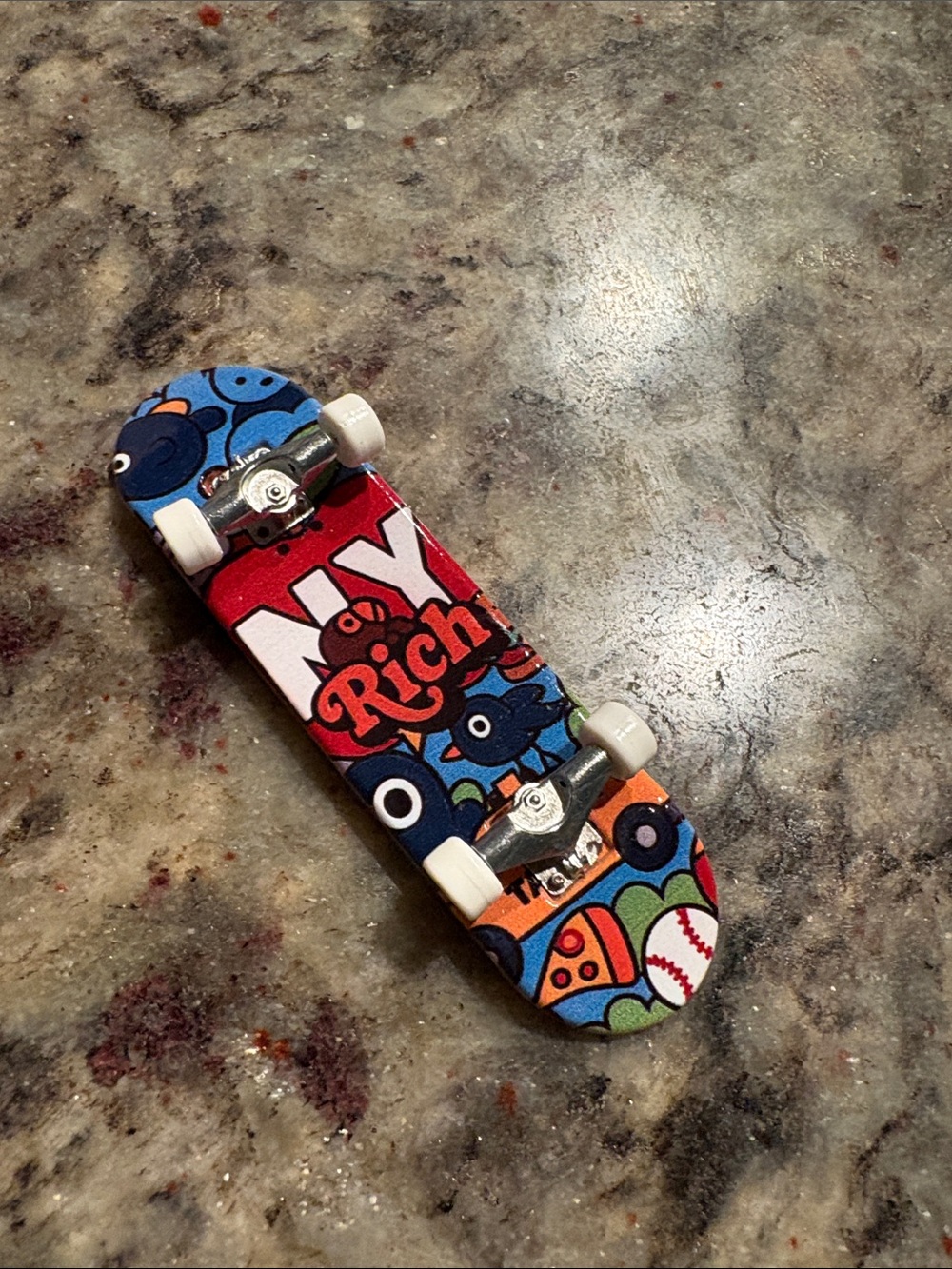 NYC Mini Fingerboard Skateboard